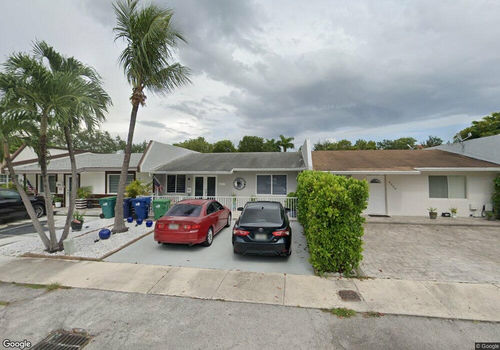 4257 SW 69th Ave, Miami, FL 33155 - photo 1