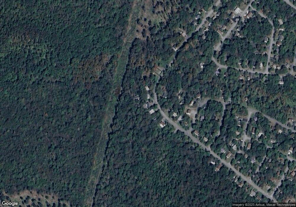 853 Country Place Dr, Tobyhanna, PA 18466 - photo 1