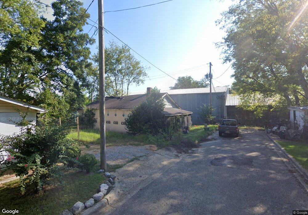 593 Britt Ln, Dothan, AL 36303 - photo 1