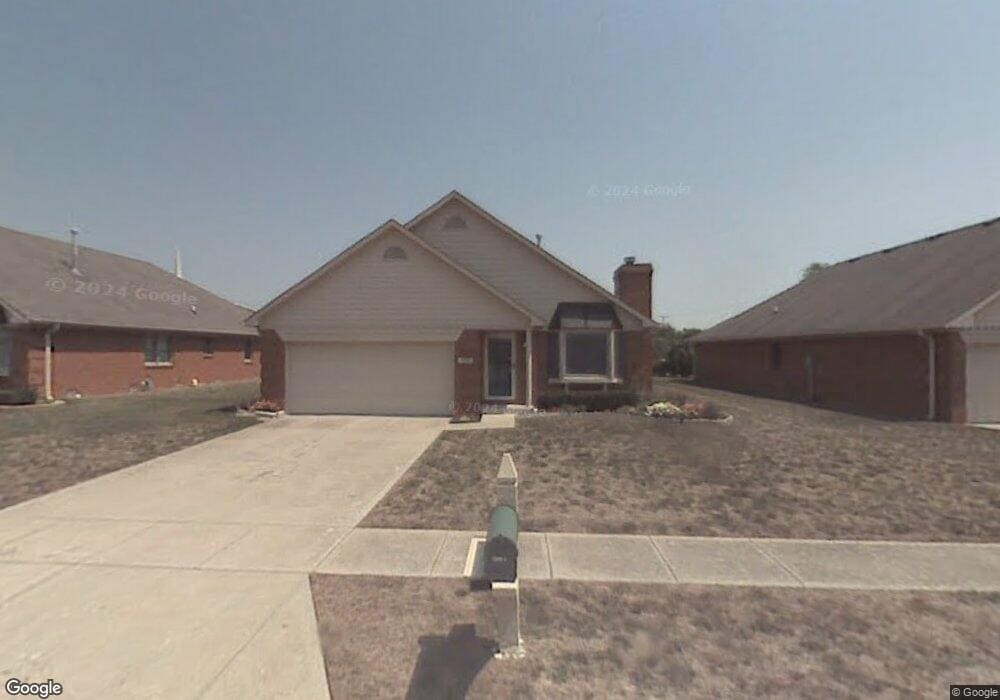 2989 Colony Lake East Dr, Plainfield, IN 46168 - photo 1