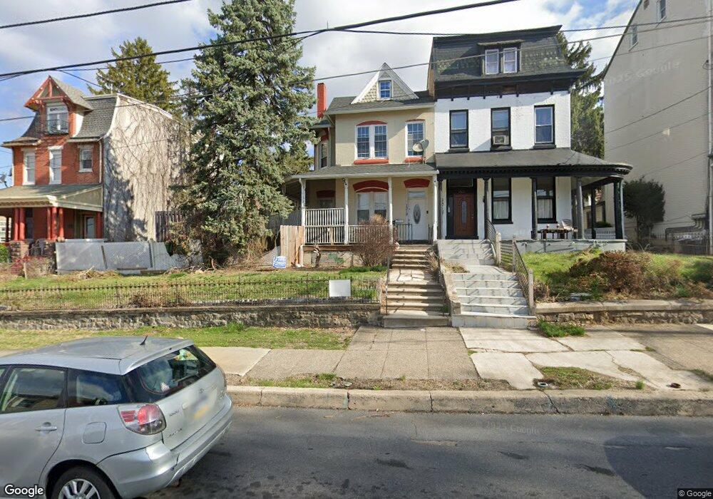 1319 Mineral Spring Rd, Reading, PA 19602 - photo 1