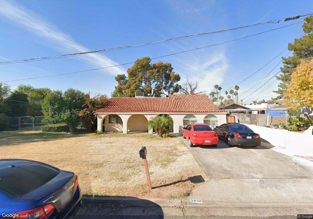 2832 N 28th Place, Phoenix, AZ 85008 - photo 1