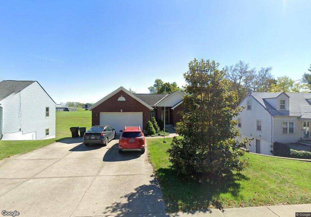 5585 Dodsworth Ln, Cold Spring, KY 41076 - photo 1