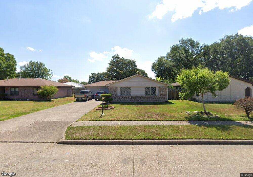 8922 Bunny Run Dr, Houston, TX 77088 - photo 1
