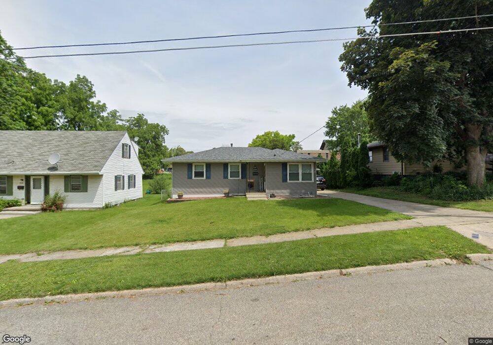 2432 E Tiffin Ave, Des Moines, IA 50317 - photo 1