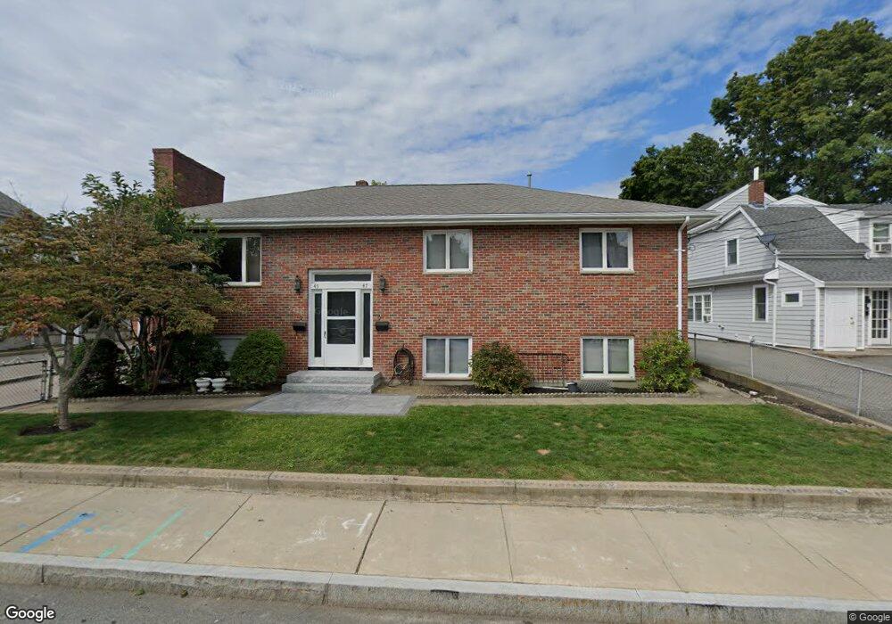 47 Cedar St unit 1, Waltham, MA 02453 - photo 1