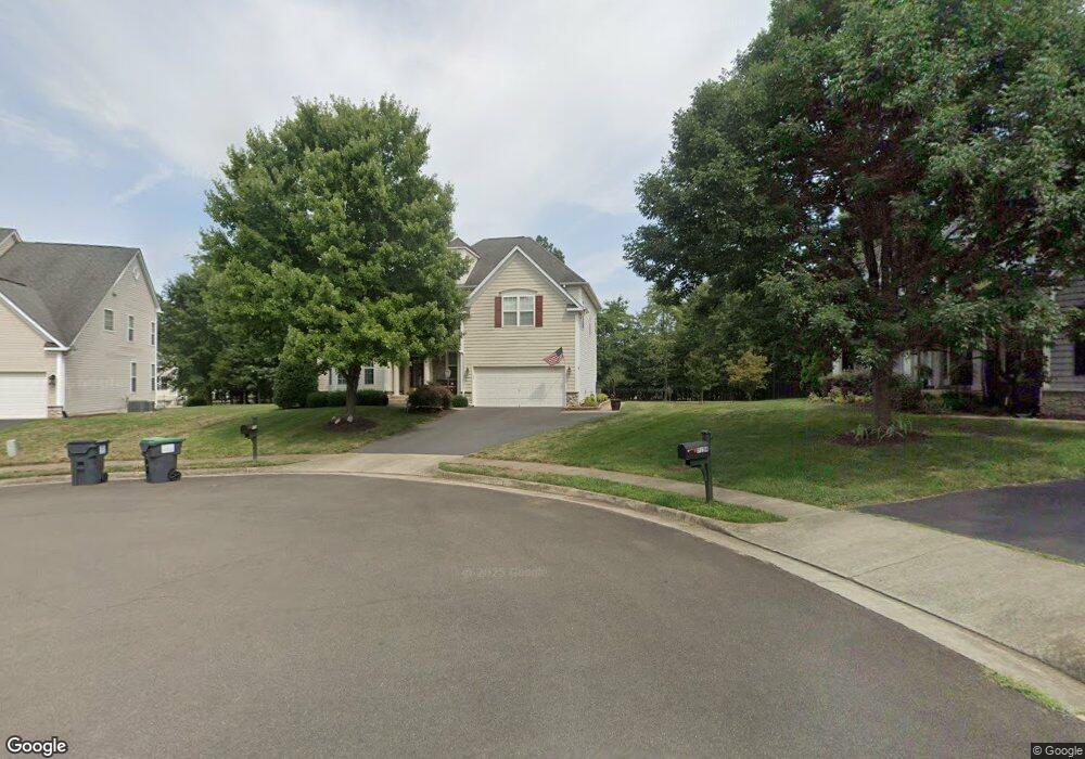 7136 Hills Ln, Warrenton, VA 20187 - photo 1