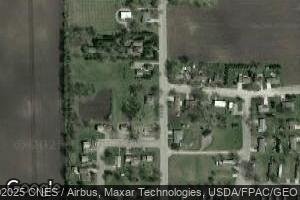 910 N 9th St, Olivia, MN 56277