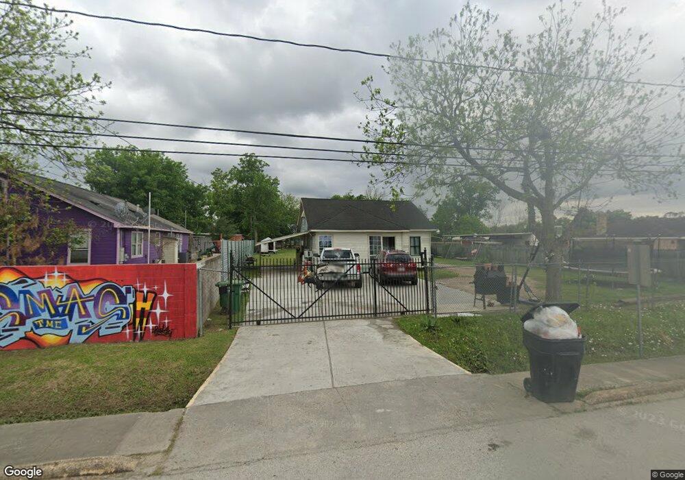 1616 Skinner Rd, Houston, TX 77093 - photo 1