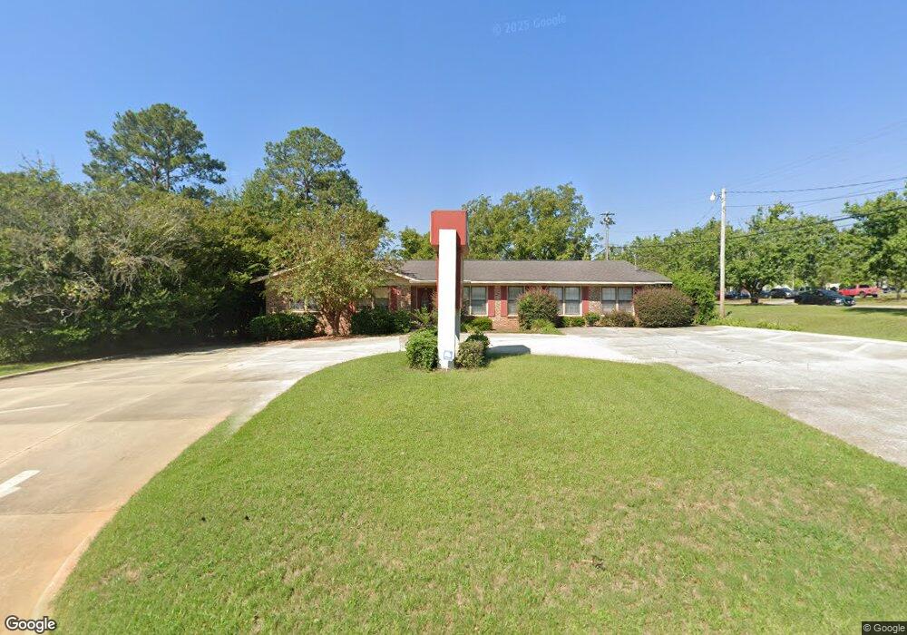 800 Honeysuckle Rd, Dothan, AL 36305 - photo 1