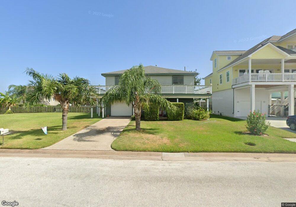 7717 Channelview Dr, Galveston, TX 77554 - photo 1