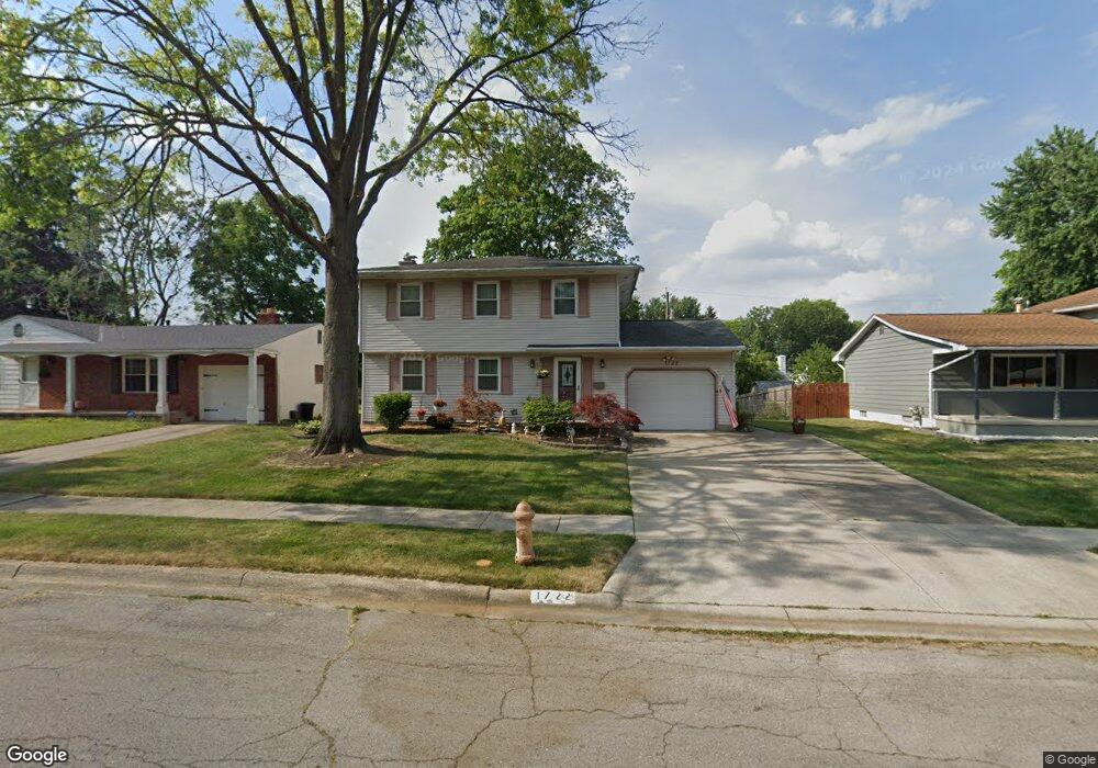 1722 Pin Oak Dr, Columbus, OH 43229 - photo 1