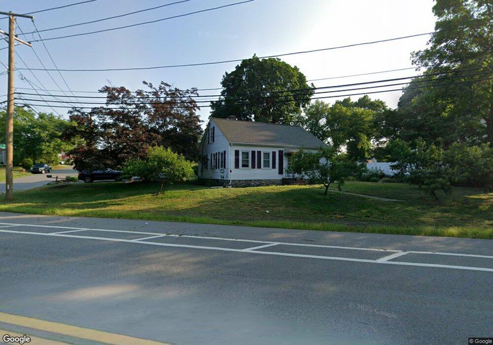 1097 Riverside Dr, Methuen, MA 01844 - photo 1