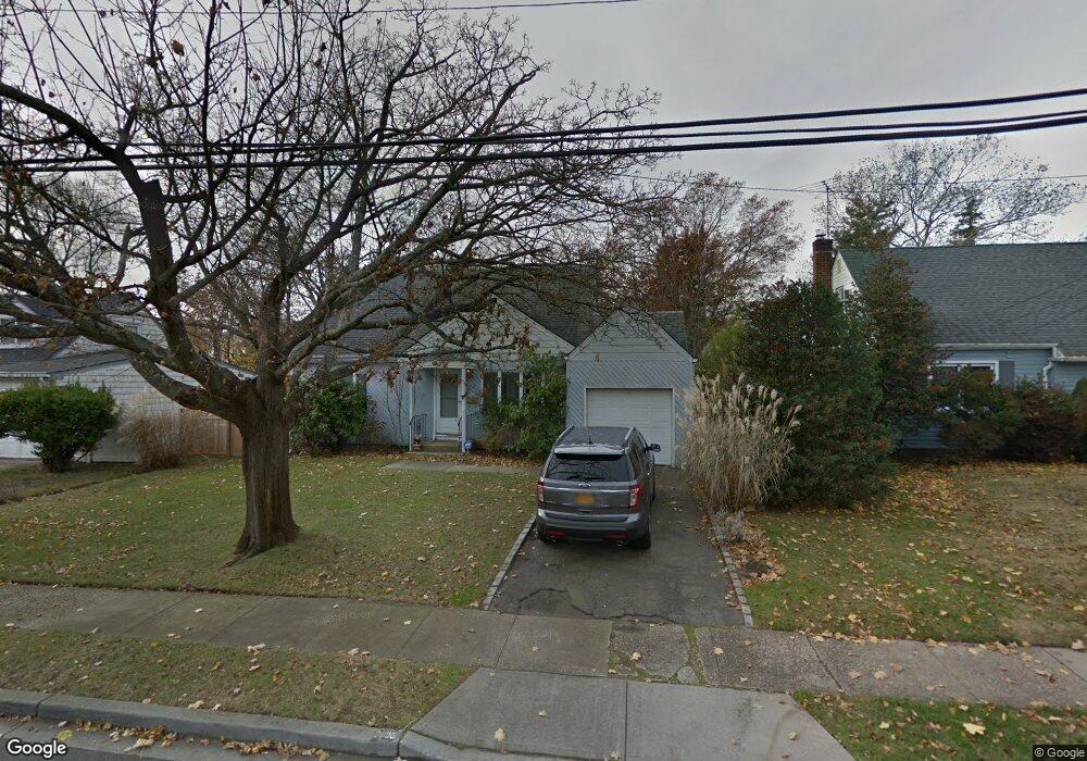 2690 Wilddale Rd, Baldwin, NY 11510 - photo 1