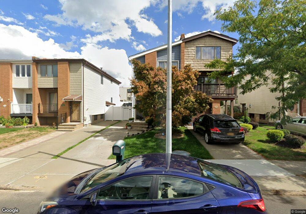 279 Elverton Ave, Staten Island, NY 10308 - photo 1