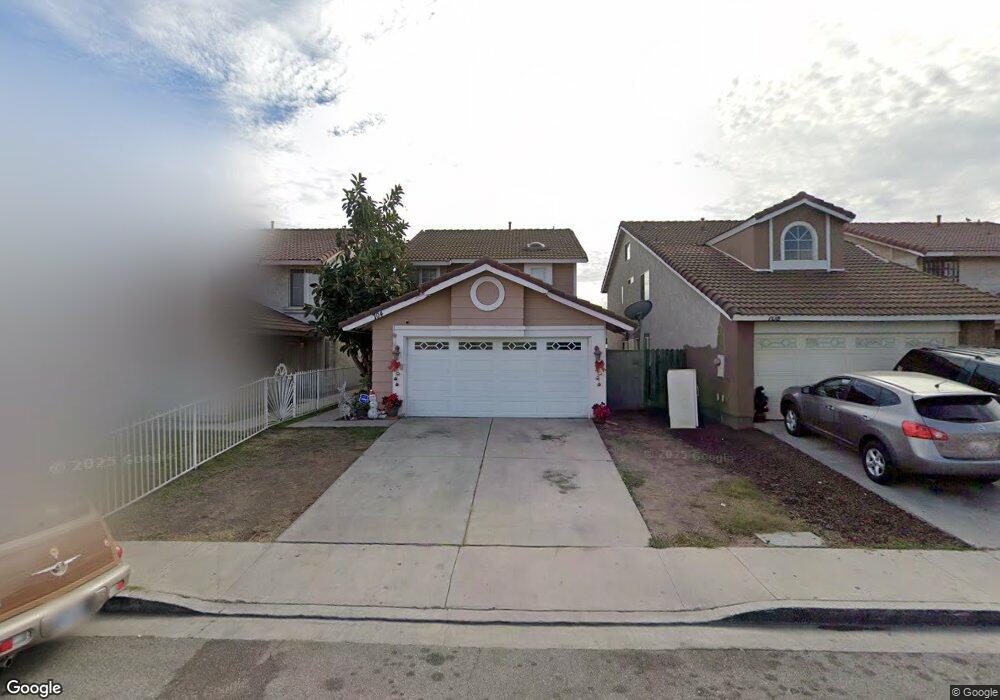 704 W Cypress St, Compton, CA 90220 - photo 1