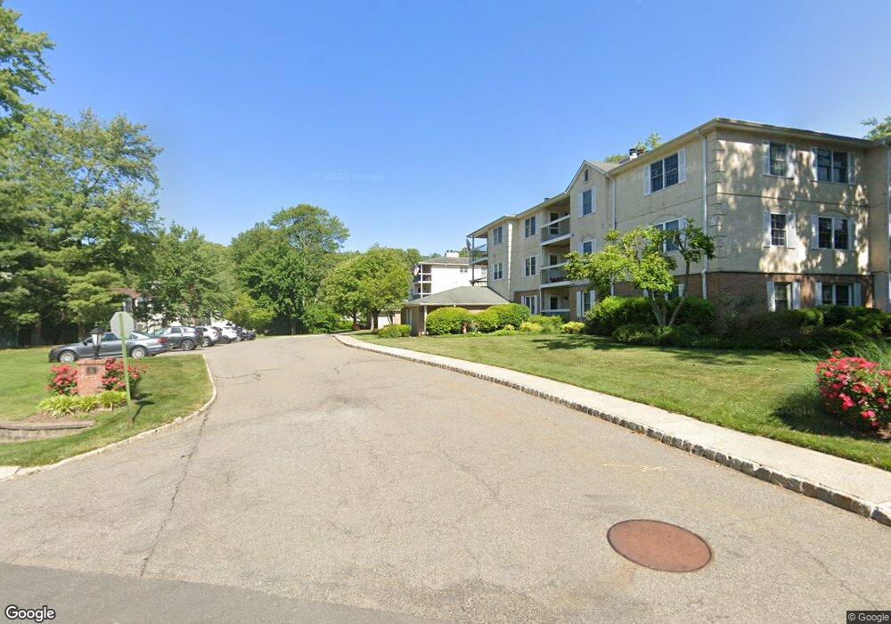 6C Heritage Dr unit 6C, Chatham, NJ 07928 - photo 1