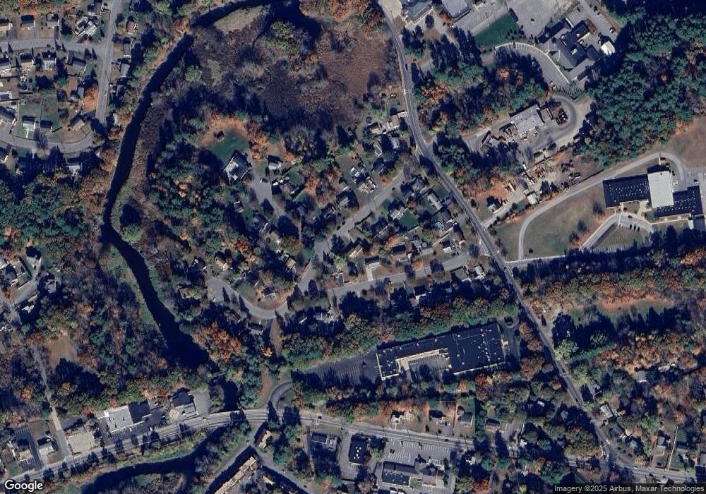 8 Lee Cir, Hudson, MA 01749 - photo 1