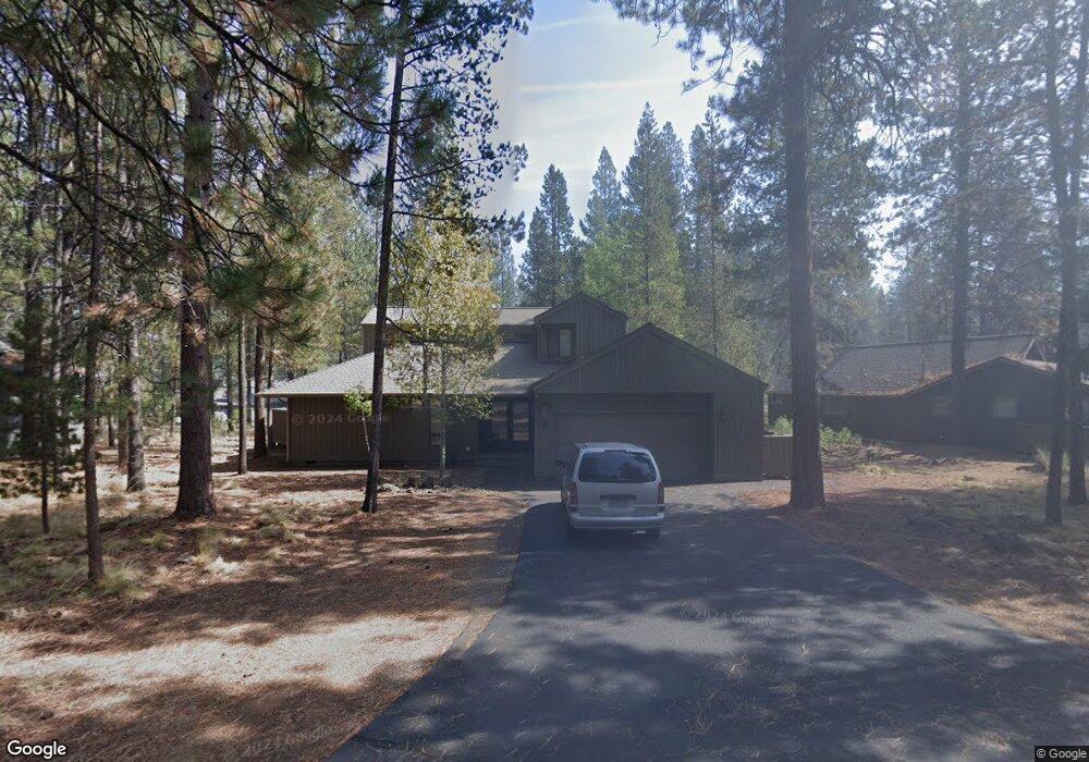 57482 Conifer Ln, Bend, OR 97707 - photo 1