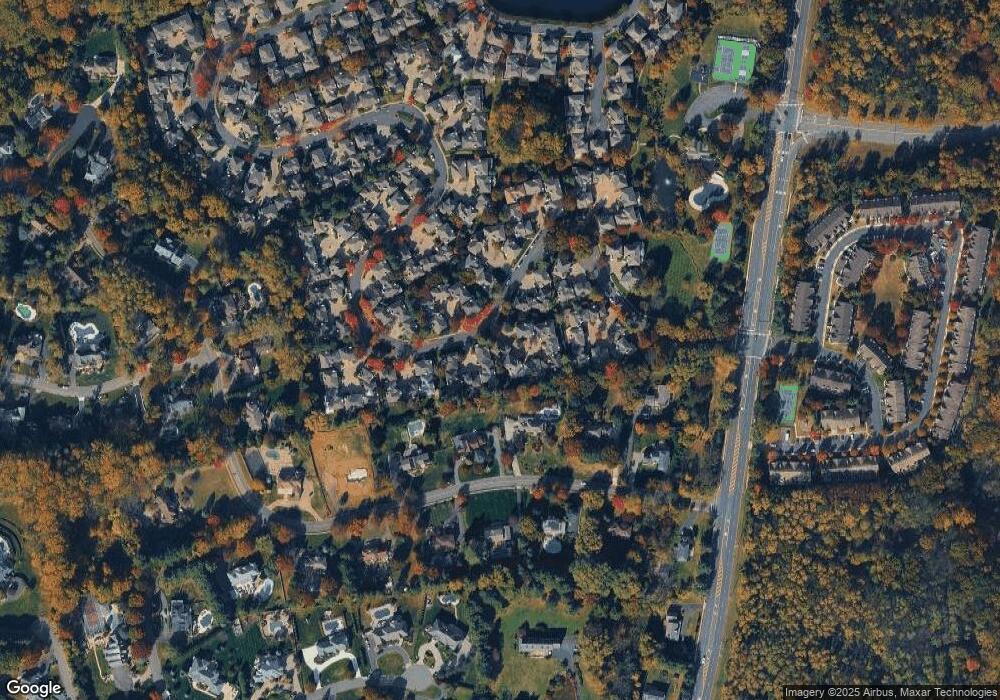 20 Spyglass Hill Ct, Holmdel, NJ 07733 - photo 1