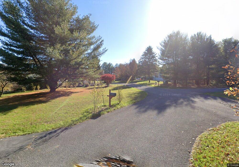 95 Bluejay Ct, Berkeley Springs, WV 25411 - photo 1