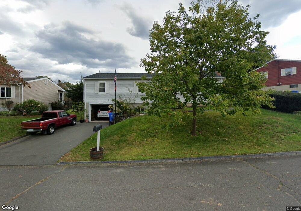 207 Hickory Hill Dr, Waterbury, CT 06708 - photo 1