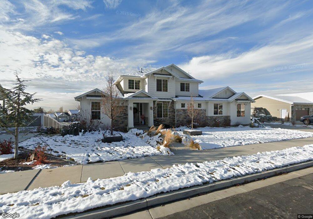 944 E Murdock Dr, Pleasant Grove, UT 84062 - photo 1