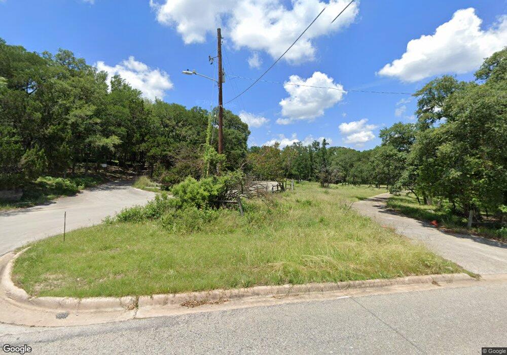 401 W Sessom Dr, San Marcos, TX 78666 - photo 1