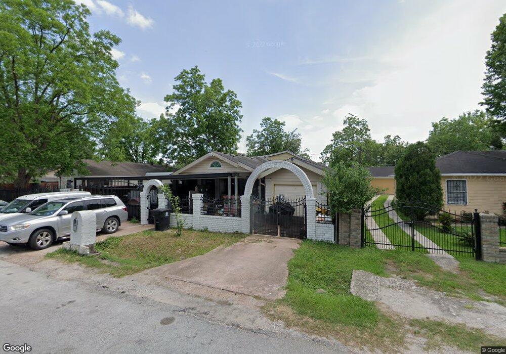 2718 Folger St, Houston, TX 77093 - photo 1