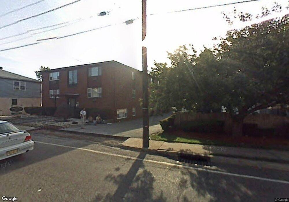 747 Riverside Ave unit C4, Lyndhurst, NJ 07071 - photo 1