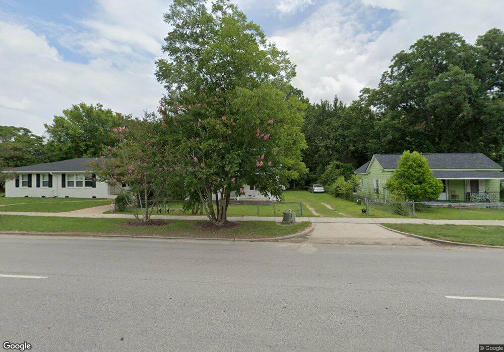 602 Broad St, Camden, SC 29020 - photo 1