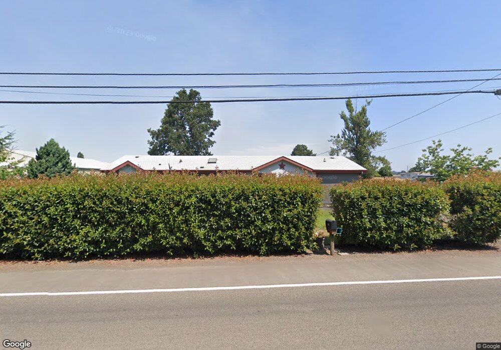 1758 Pine St, Silverton, OR 97381 - photo 1