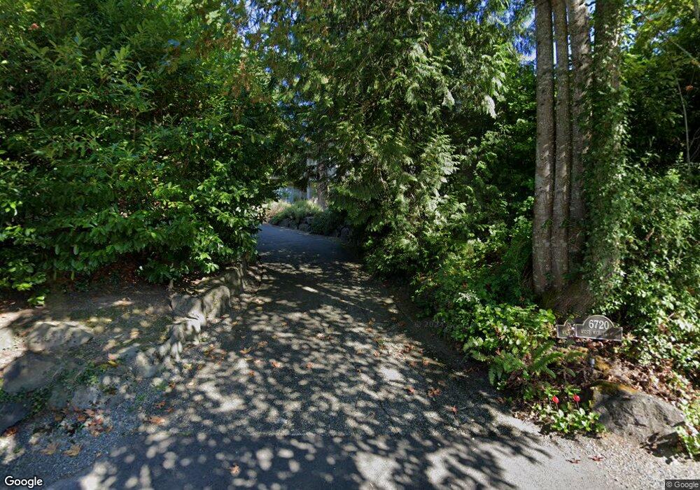 6720 W Mercer Way, Mercer Island, WA 98040 - photo 1