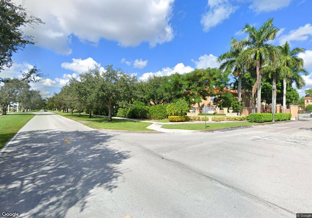 10690 SW 8th St unit 206, Pembroke Pines, FL 33025 - photo 1