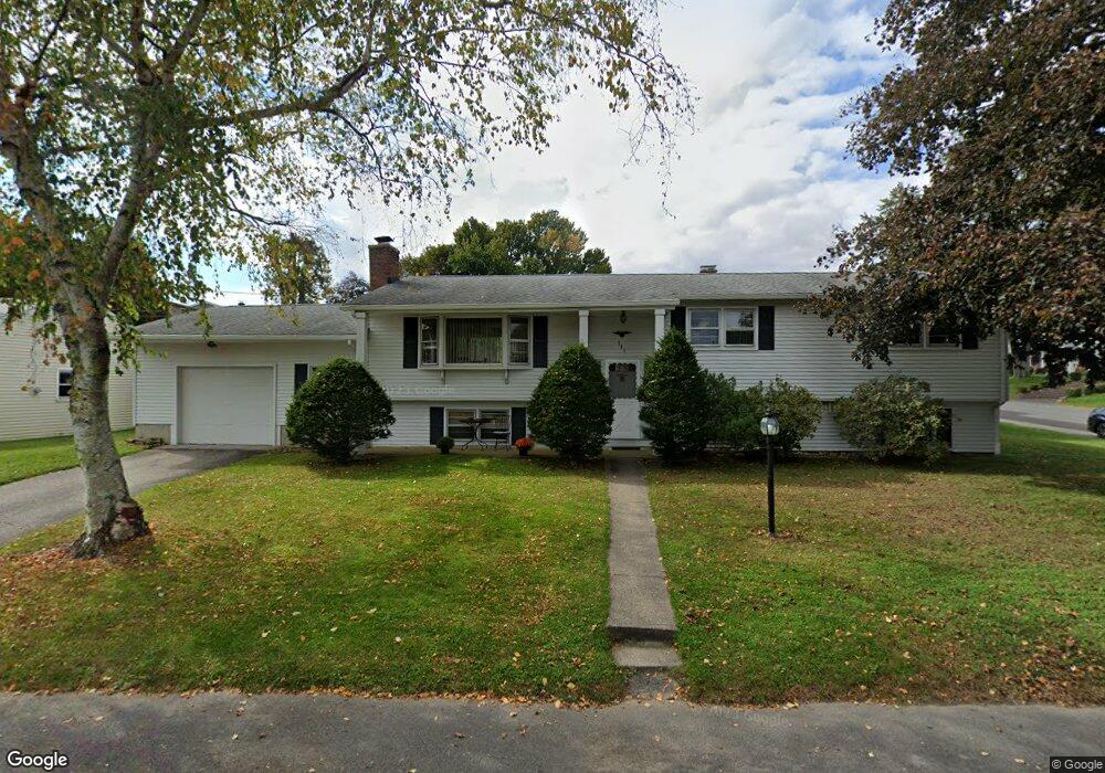 111 Old Colony Dr, Waterbury, CT 06708 - photo 1