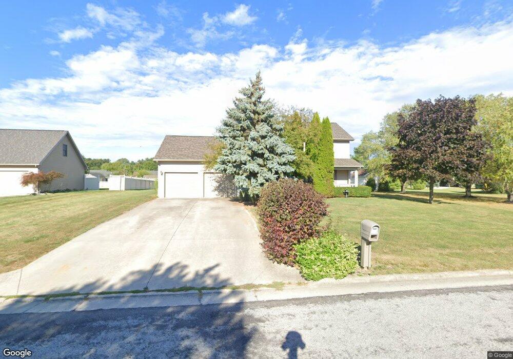 673 Gardenview Cir, Lima, OH 45801 - photo 1