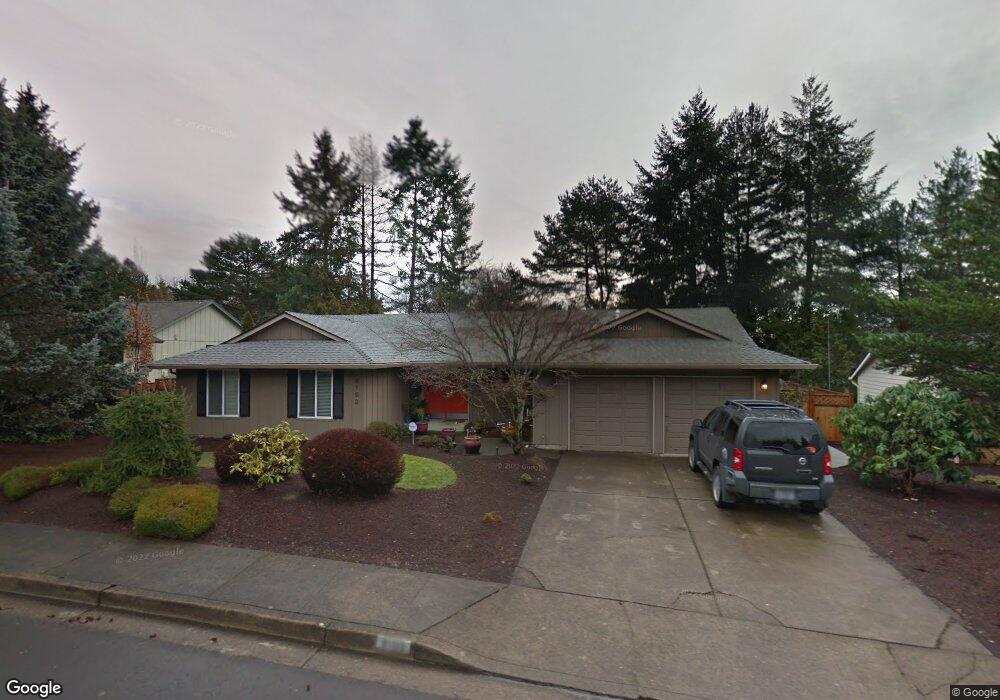 8100 SW Strowbridge Ct, Beaverton, OR 97008 - photo 1