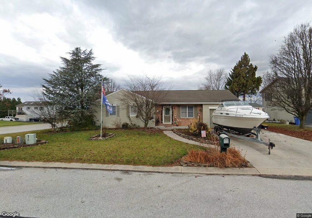 2 Holly Ct unit 8, Littlestown, PA 17340 - photo 1