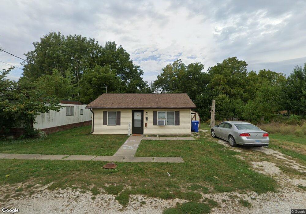 121 S Hall St, Virginia, IL 62691 - photo 1