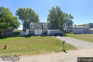 3513 Forest Rd, McHenry, IL 60050