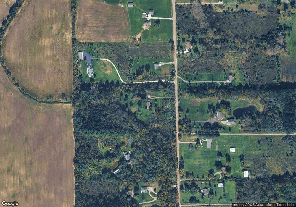 10154 van Vleet Rd, Gaines, MI 48436 - photo 1