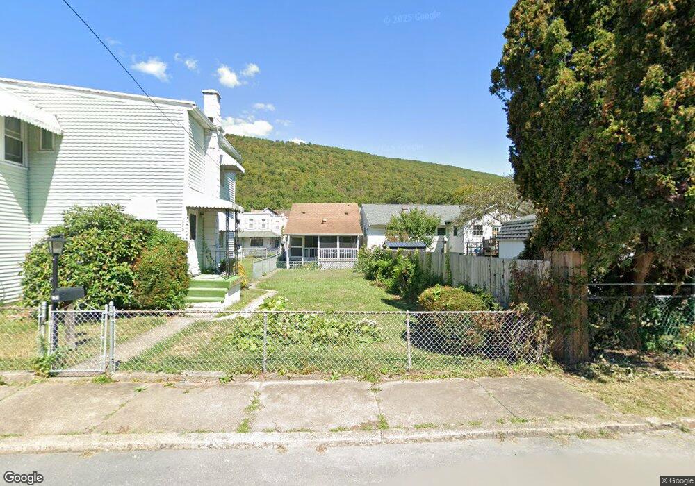 819 Tharp St, Coal Township, PA 17866 - photo 1