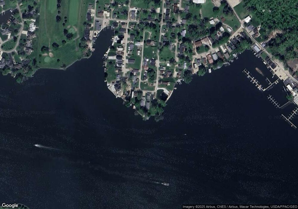 716 Zanesville Ave, Thornville, OH 43076 - photo 1