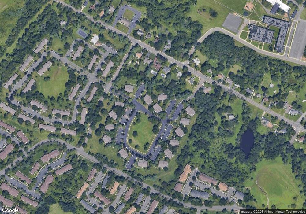 109 Crabapple Ln, Franklin Park, NJ 08823 - photo 1