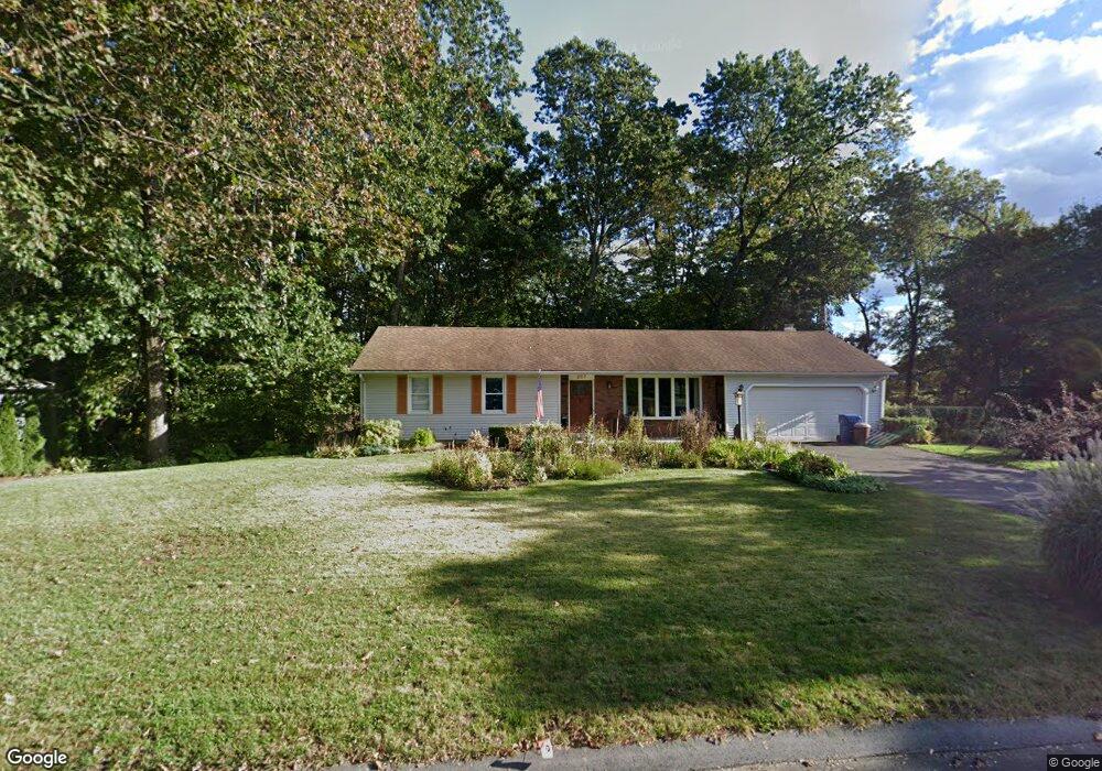 207 Valley View Cir, West Springfield, MA 01089 - photo 1