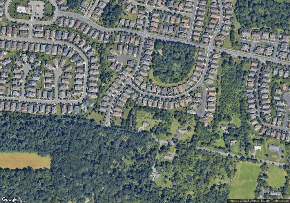 31 Jays Corner, Somerset, NJ 08873 - photo 1