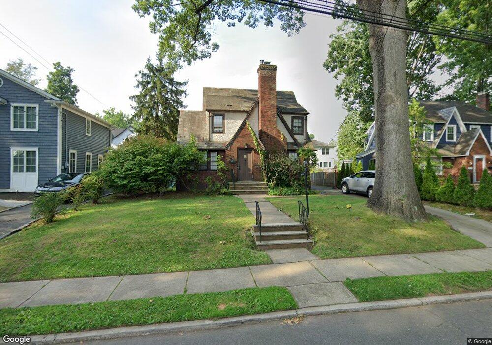 368 Briarcliff Rd, Teaneck, NJ 07666 - photo 1