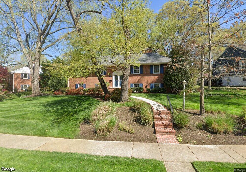 1008 Dalebrook Dr, Alexandria, VA 22308 - photo 1