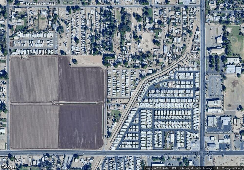 669 S Clifford Way unit 18, Yuma, AZ 85364 - photo 1