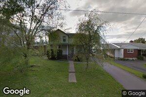 11 Center St, Hughestown, PA 18640
